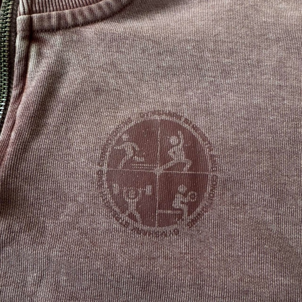 Gymshark Collegiate 1/4 Zip in Dusty Maroon - Picture 4 of 8